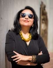 Ananya Roy sunglsses profile photo