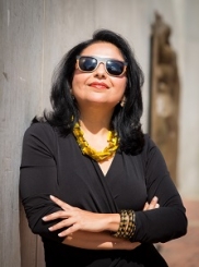 Ananya Roy sunglsses profile photo